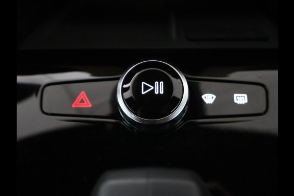 Polestar 2 Long Range Single Motor 78 kWh | SOH 91,2% | Cruise control | Memory | Stuur/stoelverwarming | Carplay | 360 camera | Park assist | Climate control