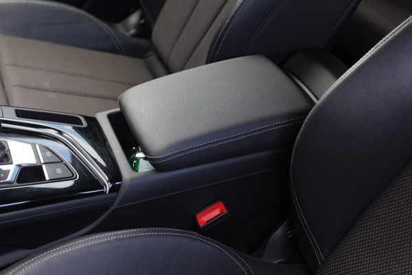Audi A4 Avant 35 TFSI 3X S-Line *Led*Stoelverwarming*Ambienteverlichting*