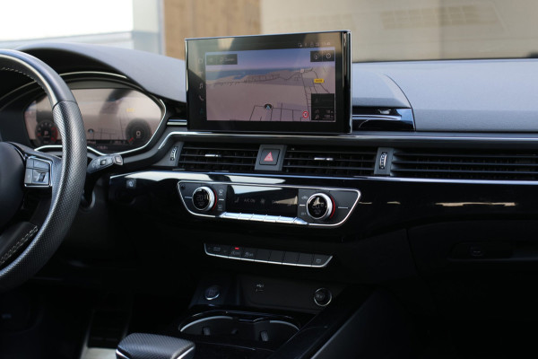 Audi A4 Avant 35 TFSI 3X S-Line *Led*Stoelverwarming*Ambienteverlichting*