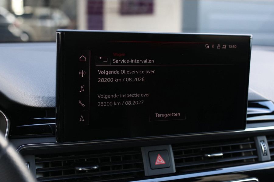 Audi A4 Avant 35 TFSI 3X S-Line *Led*Stoelverwarming*Ambienteverlichting*