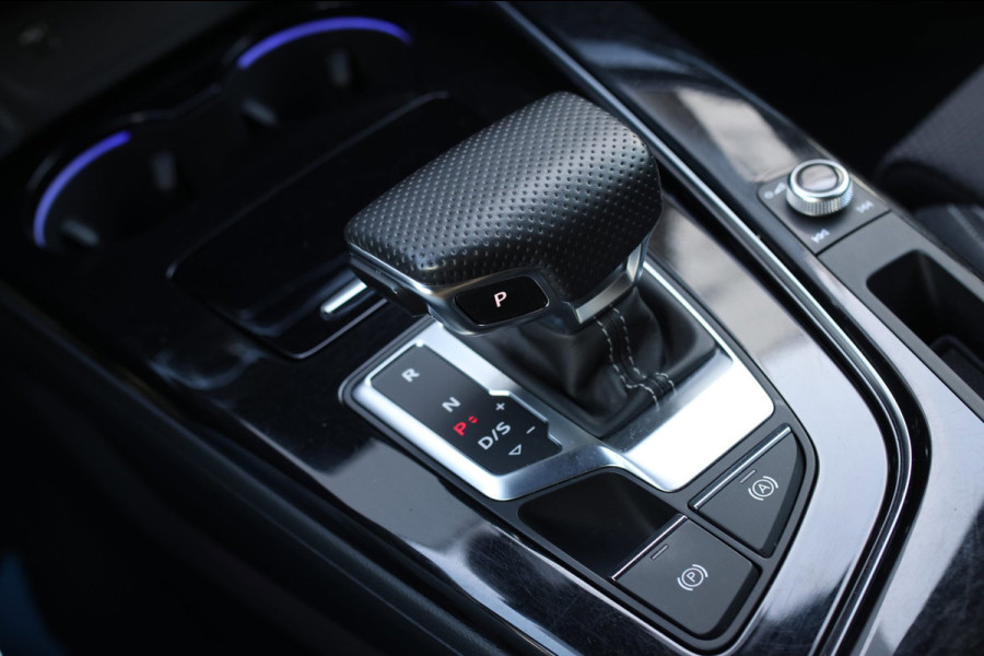 Audi A4 Avant 35 TFSI 3X S-Line *Led*Stoelverwarming*Ambienteverlichting*