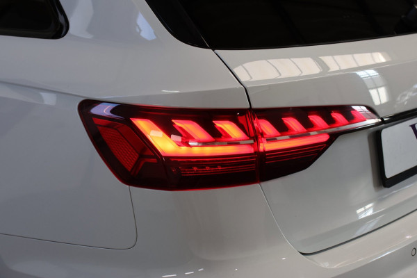 Audi A4 Avant 35 TFSI 3X S-Line *Led*Stoelverwarming*Ambienteverlichting*