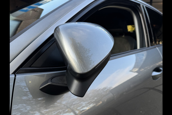 Volkswagen T-Roc 1.5 eTSI 150PK DSG STYLE ALCANTARA/IQ.LIGHT/TREKHAAK
