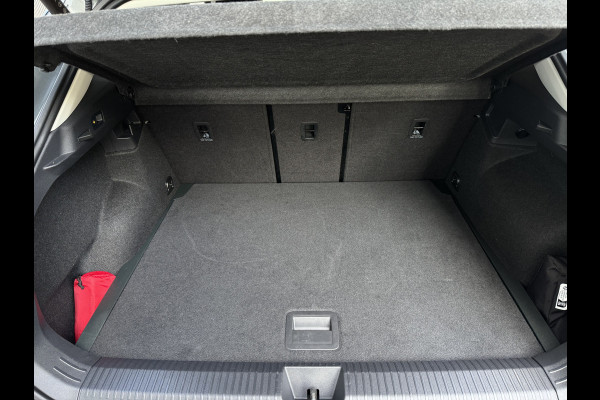 Volkswagen T-Roc 1.5 eTSI 150PK DSG STYLE ALCANTARA/IQ.LIGHT/TREKHAAK