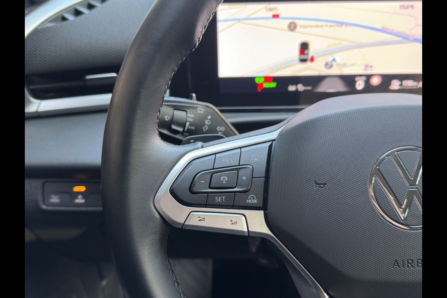 Volkswagen T-Roc 1.5 eTSI 150PK DSG STYLE ALCANTARA/IQ.LIGHT/TREKHAAK