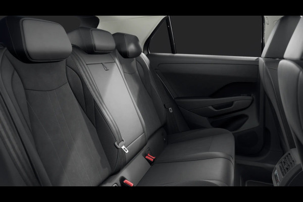 Volkswagen T-Roc 1.5 eTSI 150PK DSG STYLE ALCANTARA/IQ.LIGHT/TREKHAAK