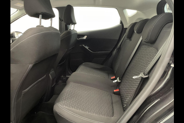 Ford Fiesta 1.0 EcoBoost 125pk Hybrid Titanium Navigatie Apple Carplay Android Auto Parkeersensoren achter Full LED Cruise Control Climate Control