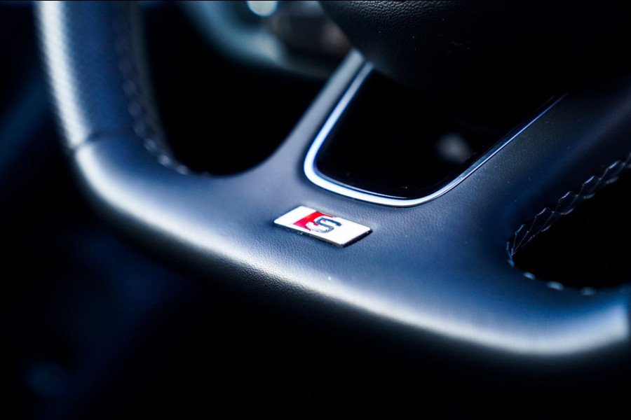 Audi A5 Sportback 40 TFSI S edition | Camera | S- Sportstoelen | Apple Carplay | Audi Pre-Sense | Digitaal Dashboard