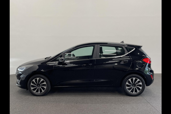 Ford Fiesta 1.0 EcoBoost 125pk Hybrid Titanium Navigatie Apple Carplay Android Auto Parkeersensoren achter Full LED Cruise Control Climate Control