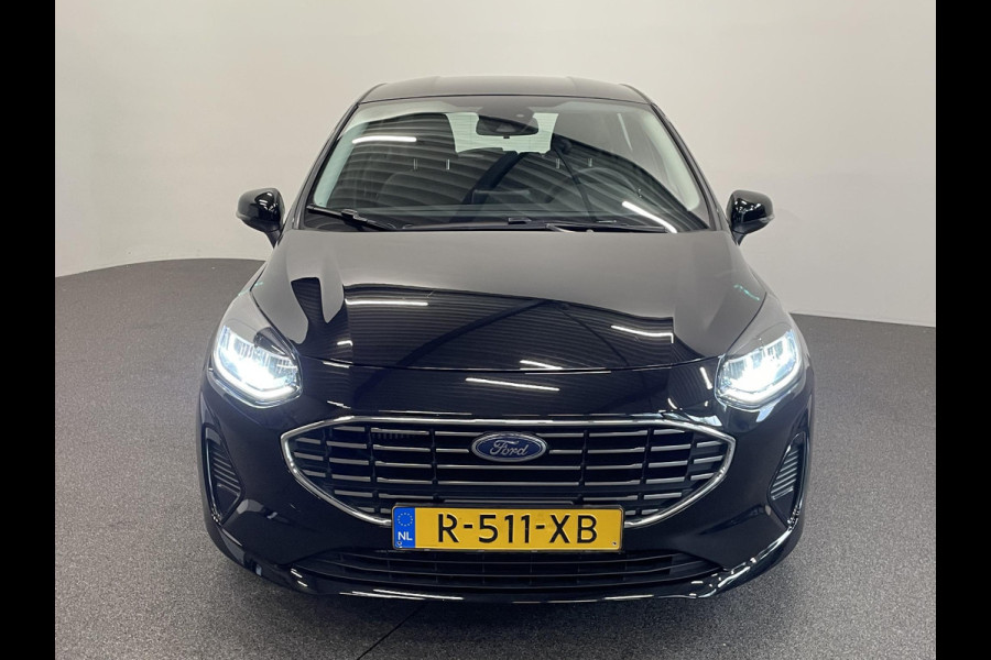 Ford Fiesta 1.0 EcoBoost 125pk Hybrid Titanium Navigatie Apple Carplay Android Auto Parkeersensoren achter Full LED Cruise Control Climate Control