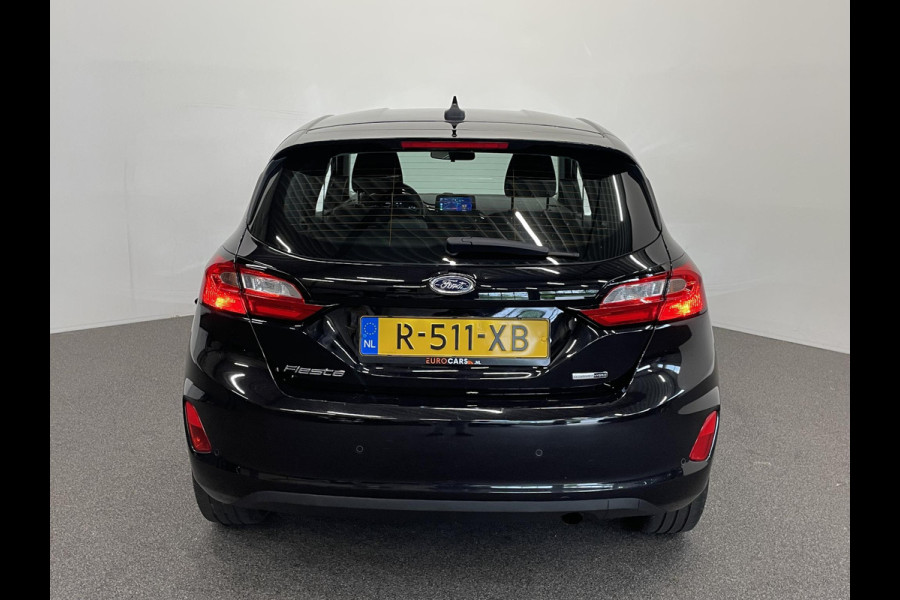 Ford Fiesta 1.0 EcoBoost 125pk Hybrid Titanium Navigatie Apple Carplay Android Auto Parkeersensoren achter Full LED Cruise Control Climate Control