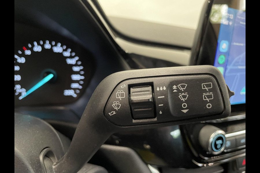 Ford Fiesta 1.0 EcoBoost 125pk Hybrid Titanium Navigatie Apple Carplay Android Auto Parkeersensoren achter Full LED Cruise Control Climate Control
