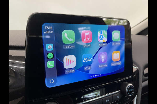 Ford Fiesta 1.0 EcoBoost 125pk Hybrid Titanium Navigatie Apple Carplay Android Auto Parkeersensoren achter Full LED Cruise Control Climate Control