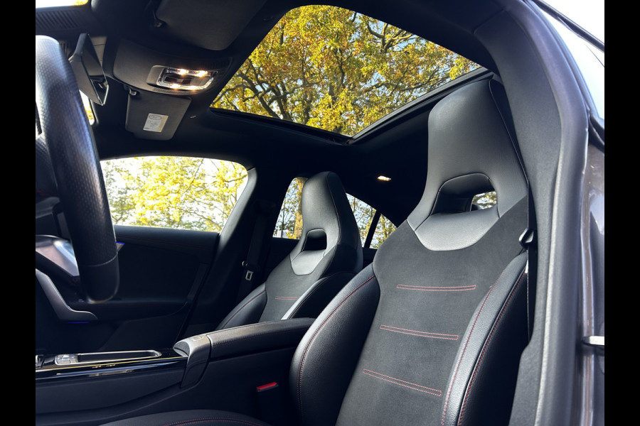 Mercedes-Benz CLA-Klasse 250e AMG // Panoramdadak // Keyless // Nightpakket // Camera // Carplay