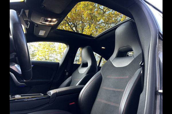 Mercedes-Benz CLA-Klasse 250e AMG // Panoramdadak // Keyless // Nightpakket // Camera // Carplay
