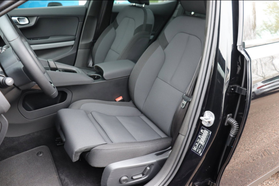 Polestar 2 Long Range Single Motor 78 kWh Org.NL Harman Kardon pano-dak rondom camera's SOH 95,13% el-st+mem+vw