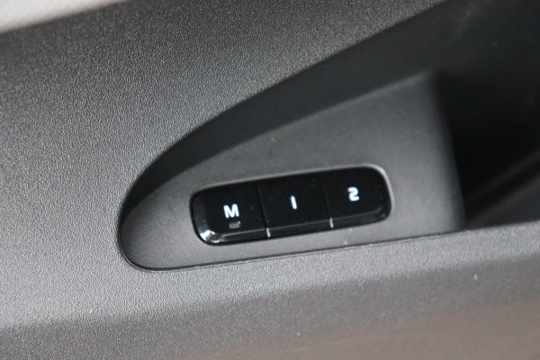 Polestar 2 Long Range Single Motor 78 kWh Org.NL Harman Kardon pano-dak rondom camera's SOH 95,13% el-st+mem+vw