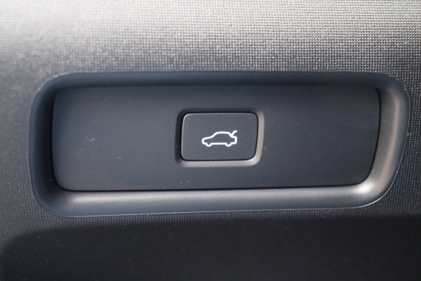 Polestar 2 Long Range Single Motor 78 kWh Org.NL Harman Kardon pano-dak rondom camera's SOH 95,13% el-st+mem+vw