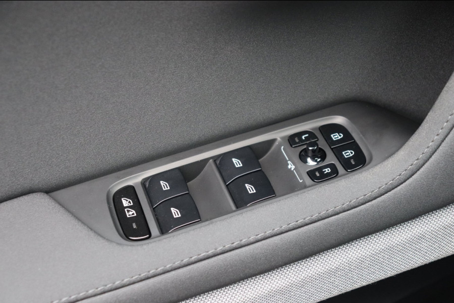 Polestar 2 Long Range Single Motor 78 kWh Org.NL Harman Kardon pano-dak rondom camera's SOH 95,13% el-st+mem+vw