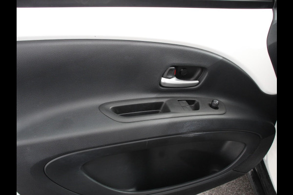 Toyota Aygo X 1.0 VVT-i S-CVT Automaat Trend Navigatie Apple Carplay/Android Auto Climate Control Cruise Control Adaptive 17"Lichtmetalen velgen Camera
