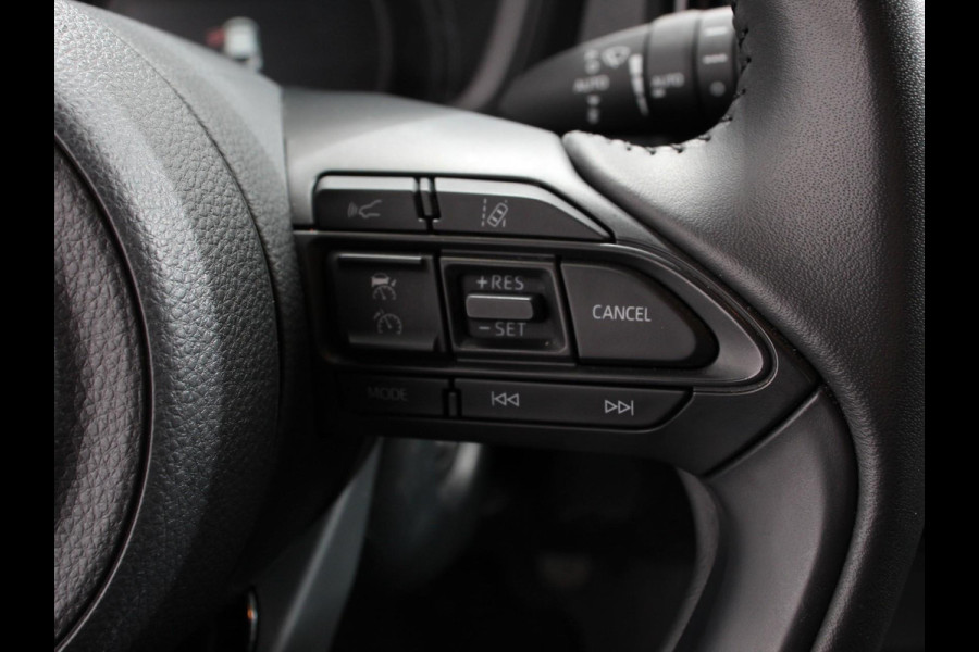 Toyota Aygo X 1.0 VVT-i S-CVT Automaat Trend Navigatie Apple Carplay/Android Auto Climate Control Cruise Control Adaptive 17"Lichtmetalen velgen Camera