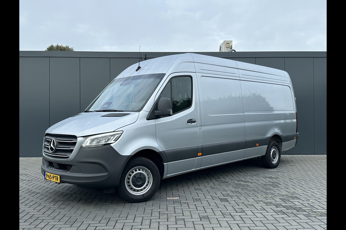 Mercedes-Benz Sprinter 317 CDI 170 PK 9G-TRONIC / L3H2 / 3.5 TONS TREKHAAK / CAMERA / STUUR- STOELVERWARMING / ADAPTIVE CRUISE / ELEK. SCHUIFDEUR / AIR