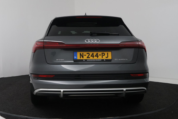 Audi e-tron 50 quattro S edition 71 kWh (PANORAMADAK, TREKHAAK, STOELVERWARMING, CAMERA, ELEKTR STOELEN)