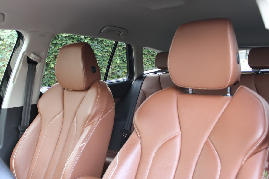 Škoda ENYAQ iV 80 First Edition | Trekhaak | Adaptieve cruise | Memory | Elek. achterklep