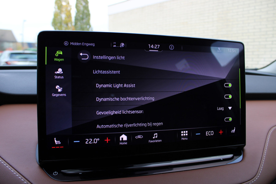 Škoda ENYAQ iV 80 First Edition | Trekhaak | Adaptieve cruise | Memory | Elek. achterklep