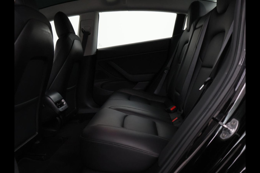 Tesla Model 3 Long Range AWD 75 kWh | SOH 90,7% | Panoramadak | Leder | Memory | Stoelverwarming | Camera | Park assist | Climate control