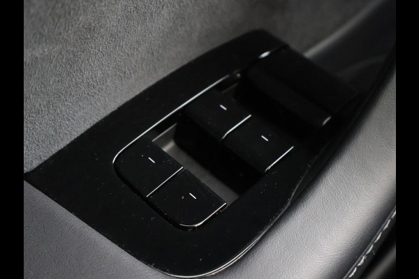 Tesla Model 3 Long Range AWD 75 kWh | SOH 90,7% | Panoramadak | Leder | Memory | Stoelverwarming | Camera | Park assist | Climate control