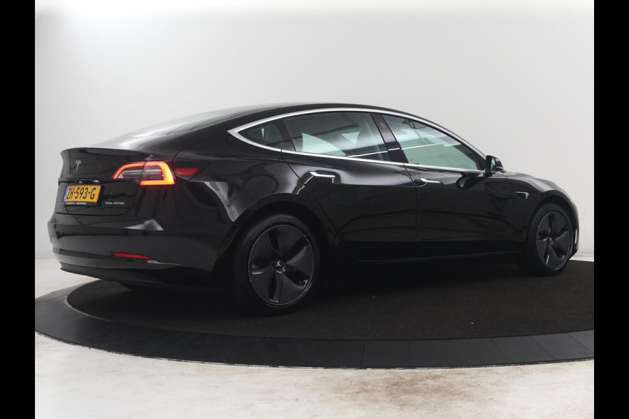 Tesla Model 3 Long Range AWD 75 kWh | SOH 90,7% | Panoramadak | Leder | Memory | Stoelverwarming | Camera | Park assist | Climate control
