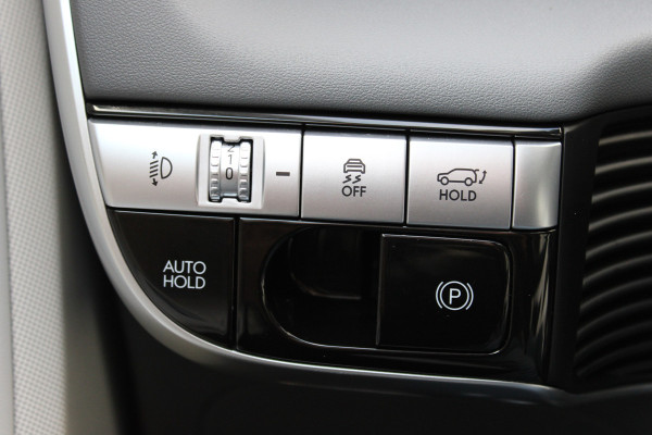 Hyundai IONIQ 5 UNIQ 77.4 kWh SOh 97.9% LEER LED NAVI 17000KM!!!