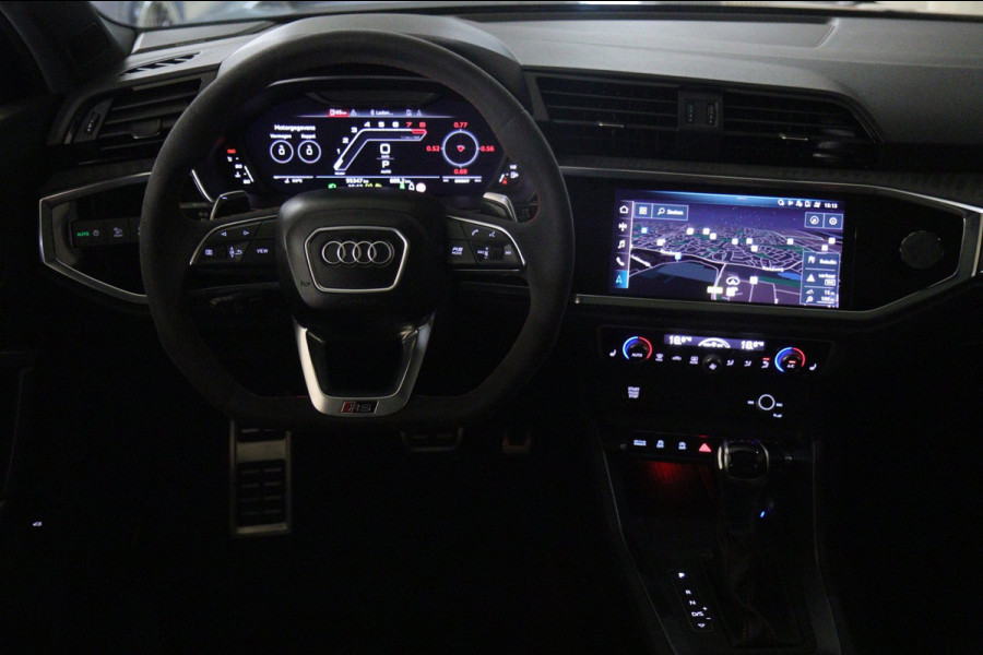 Audi RS Q3 Sportback TFSI Pano/B&O/Camera/Carplay/RSStoelen/BOMVOL