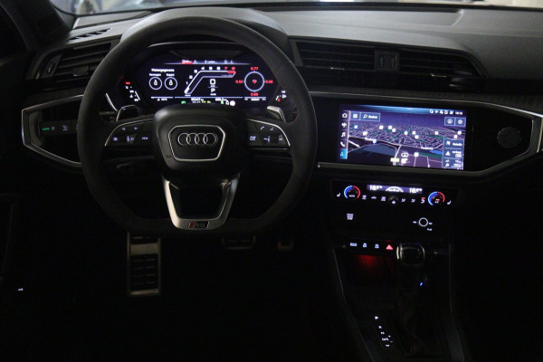 Audi RS Q3 Sportback TFSI Pano/B&O/Camera/Carplay/RSStoelen/BOMVOL