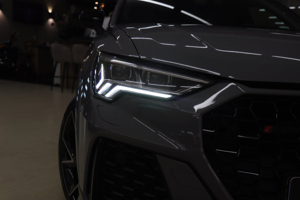 Audi RS Q3 Sportback TFSI Pano/B&O/Camera/Carplay/RSStoelen/BOMVOL
