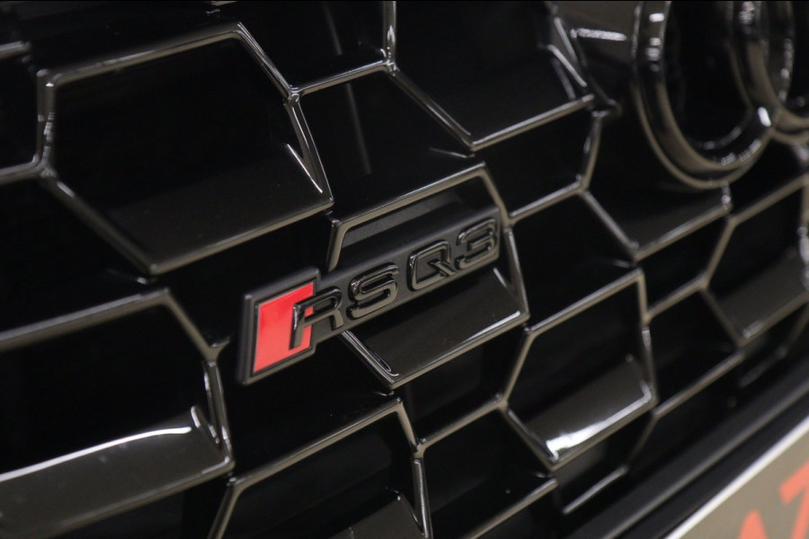 Audi RS Q3 Sportback TFSI Pano/B&O/Camera/Carplay/RSStoelen/BOMVOL
