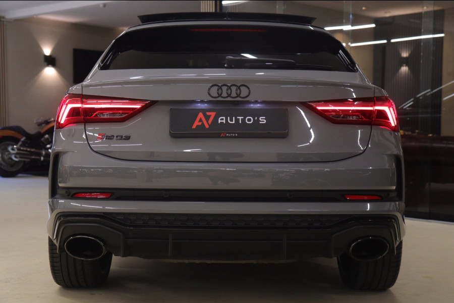 Audi RS Q3 Sportback TFSI Pano/B&O/Camera/Carplay/RSStoelen/BOMVOL