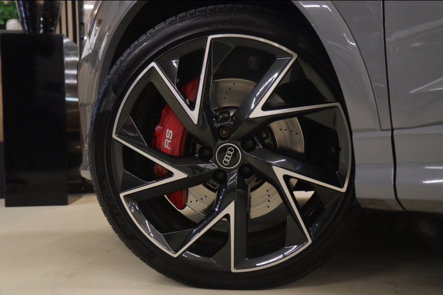 Audi RS Q3 Sportback TFSI Pano/B&O/Camera/Carplay/RSStoelen/BOMVOL