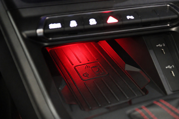Audi RS Q3 Sportback TFSI Pano/B&O/Camera/Carplay/RSStoelen/BOMVOL