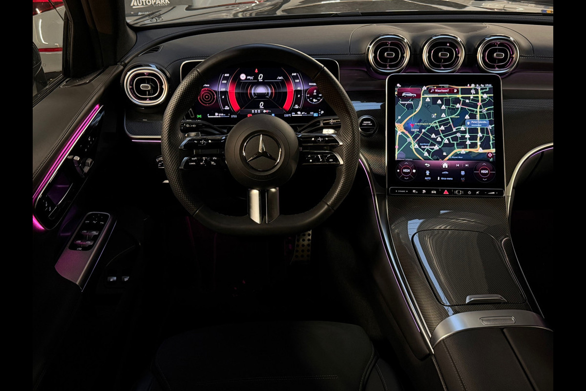 Mercedes-Benz GLC 300e 4MATIC AMG Line BTW|PANO|360CAMERA|MEMORY|KEYLESS|FABRIEKSGARANTIE 2029|NL AUTO|NAP|TREKHAAK|BOMVOL!