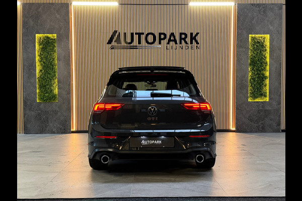 Volkswagen Golf 2.0 TSI GTI |PANO|ACC|245PK|CARPLAY|NIGHTPAKKET|LANE ASSIST|18 INCH|DEALER ONDERHOUDEN|SFEERVERLICHTING|