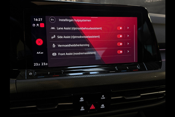 Volkswagen Golf 2.0 TSI GTI |PANO|ACC|245PK|CARPLAY|NIGHTPAKKET|LANE ASSIST|18 INCH|DEALER ONDERHOUDEN|SFEERVERLICHTING|