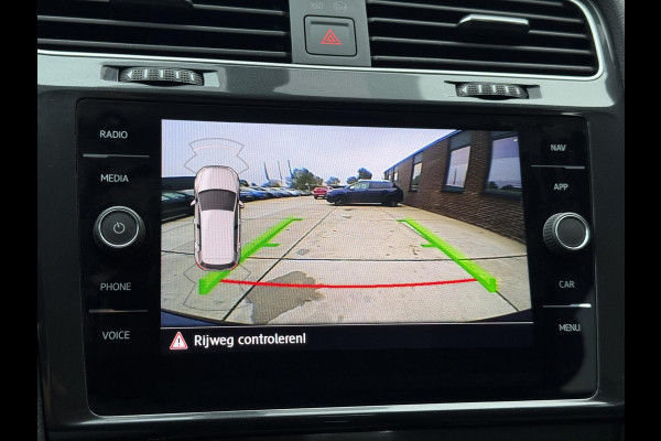 Volkswagen e-Golf E-DITION 1e Eigenaar|Navi|Camera|Stoelverwarming|Clima|Cruise|PDC V+A|N.A.P|Nieuwe APK bij Aflevering