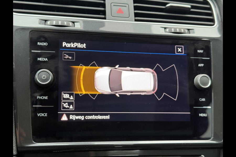 Volkswagen e-Golf E-DITION 1e Eigenaar|Navi|Camera|Stoelverwarming|Clima|Cruise|PDC V+A|N.A.P|Nieuwe APK bij Aflevering