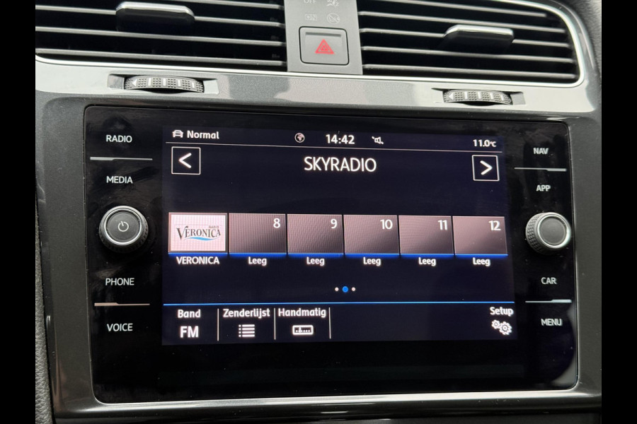 Volkswagen e-Golf E-DITION 1e Eigenaar|Navi|Camera|Stoelverwarming|Clima|Cruise|PDC V+A|N.A.P|Nieuwe APK bij Aflevering