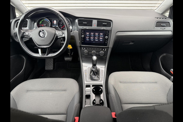 Volkswagen e-Golf E-DITION 1e Eigenaar|Navi|Camera|Stoelverwarming|Clima|Cruise|PDC V+A|N.A.P|Nieuwe APK bij Aflevering