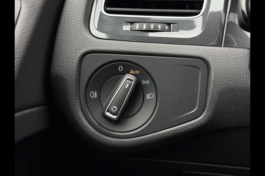 Volkswagen e-Golf E-DITION 1e Eigenaar|Navi|Camera|Stoelverwarming|Clima|Cruise|PDC V+A|N.A.P|Nieuwe APK bij Aflevering