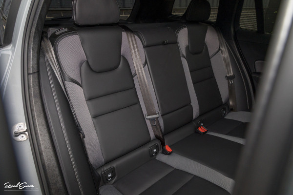 Volvo V60 2.0 T8 Plug-in hybrid AWD Plus Dark | Panoramadak | Adaptieve cruise | Harman Kardon | Memory | Blis |