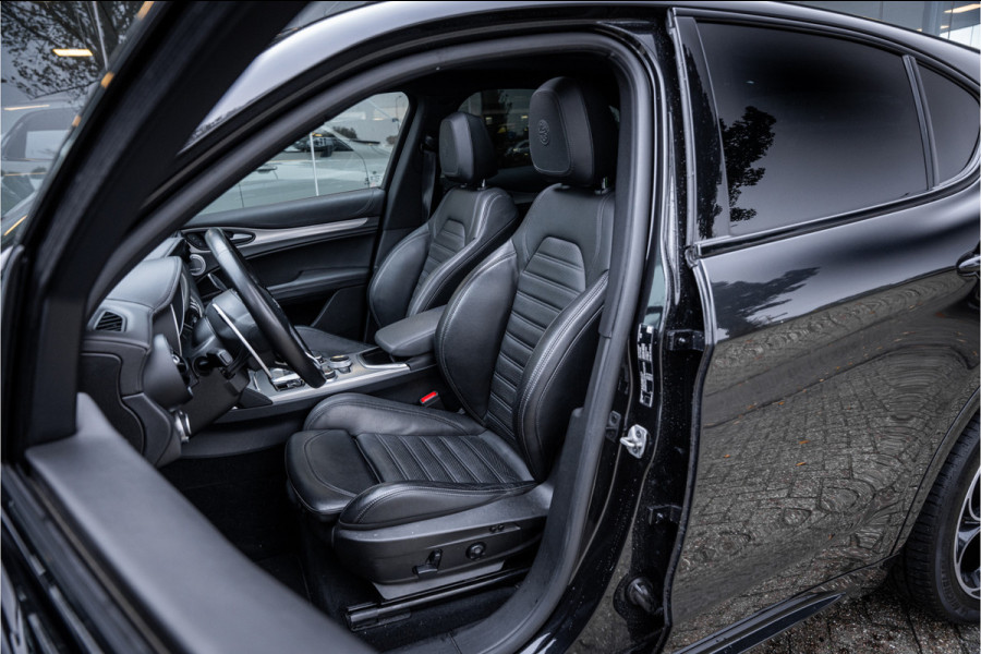 Alfa Romeo Stelvio 2.0 T AWD Veloce Ti (280pk) ** Panodak ** Leder ** Trekhaak ** Harman/Kardon